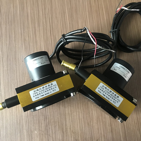 内置式拉绳位移传感器原理及其线性制 
