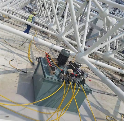 位移传感器实现液压单双油缸控制的方式