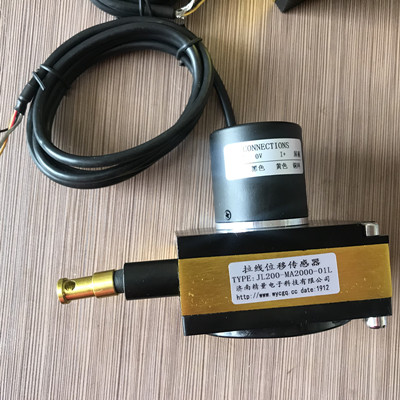 拉线长度位移传感器精度受哪些因素的影响 