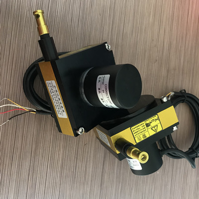 拉线距离位移传感器受仪表及安装位置影响造成什么后果 