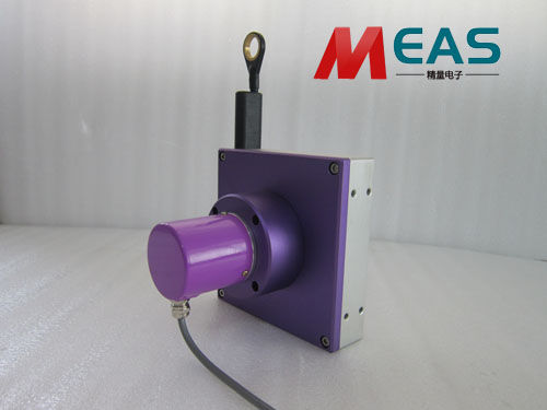 拉线式位移传感器在边坡裂缝中的作用 