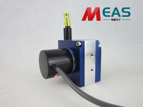 小编分享一下两线制拉线位移传感器的特点