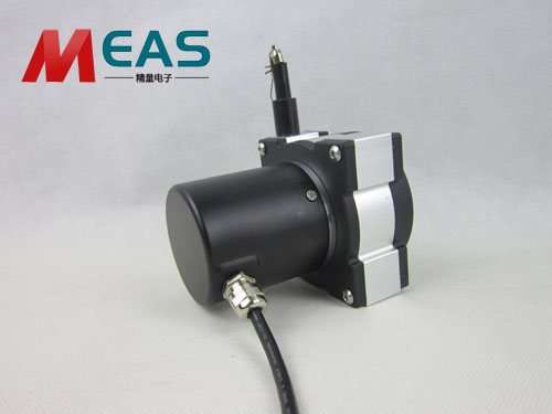 极悦娱乐位移传感器用于自动焊机测控系统
