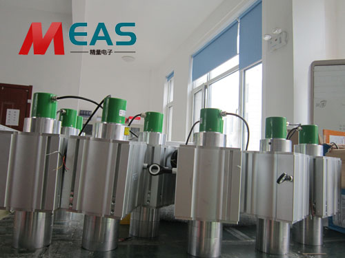 如何把拉线位移传感器应用在浆纱机上