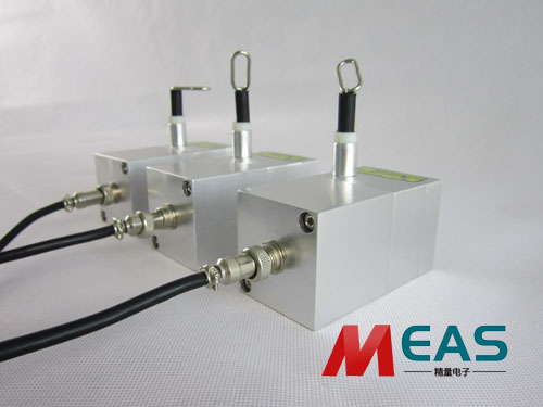 拉线位移传感器几点违规操作致使钢丝绳报废