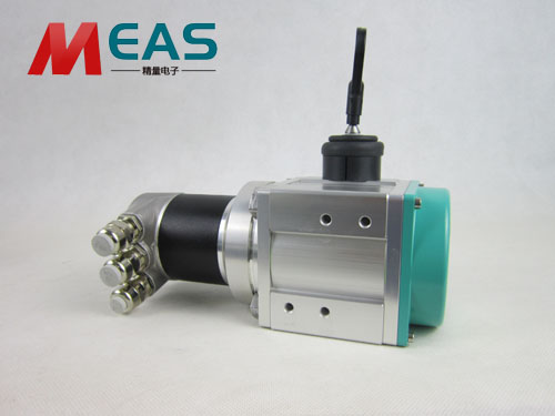 拉线位移传感器在角区存在应力集中效应