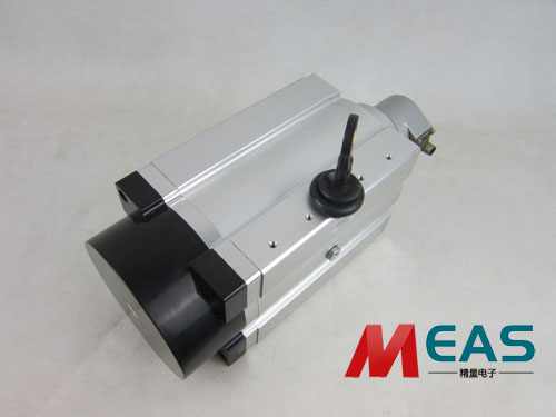 拉线位移传感器常因现场瞬时干扰而产生较大波动