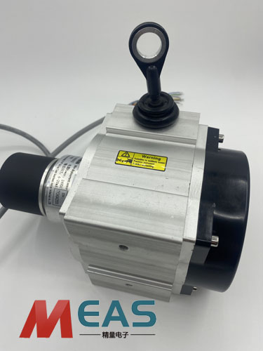 电阻拉绳位移传感器的转化测量