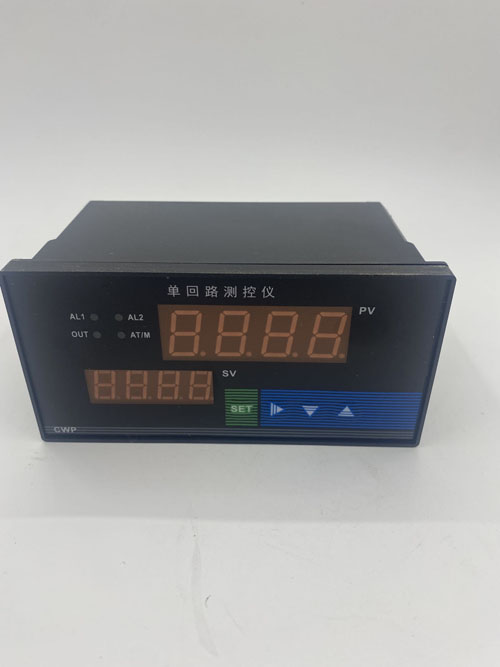 BL8016单回路测控仪专为储油柜设计