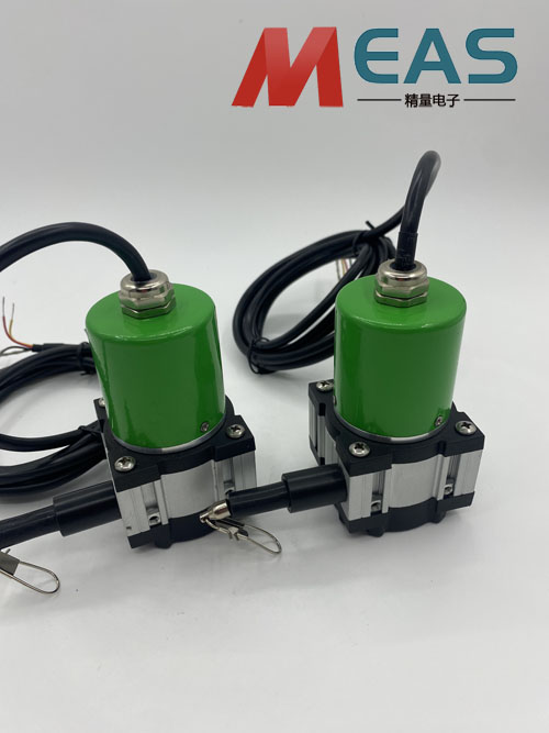 拉线位移传感器保证信号的完整性与准确性