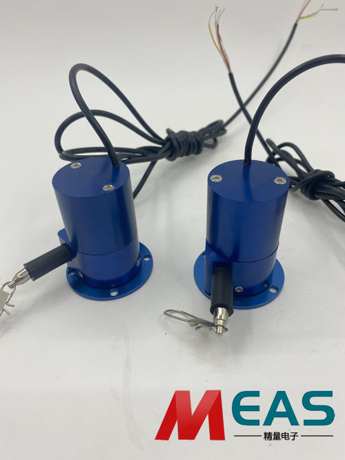 拉线位移传感器确保了数据的实时性准确性