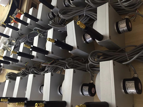 拉线位移传感器应用于挖掘机