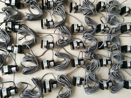 位移传感器参数