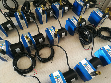 0~5v电压信号拉绳位移传感器