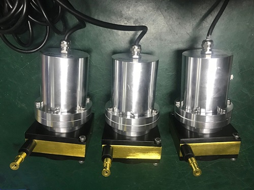 2米防爆型位移传感器介绍