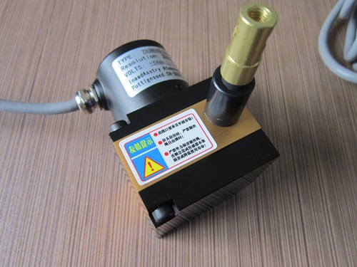 传感器按照应用是如何分类的？作用是什么？