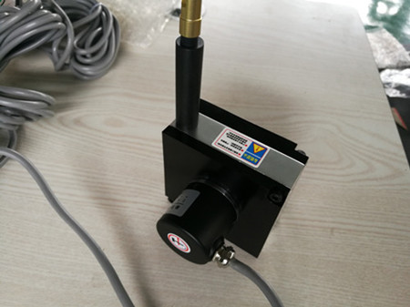 JL200-MA2000拉绳位移传感器在操作中要注意的事项?