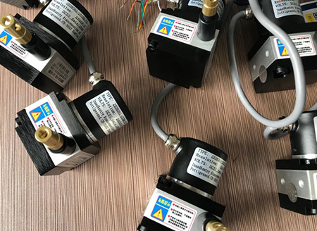 怎样去判断拉绳位移传感器已经损坏？极悦娱乐为你解答