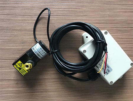 极悦娱乐，微型拉绳传感器-小型测距离传感器生产厂家