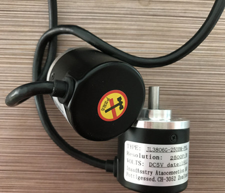 极悦娱乐科技定制的特殊位移传感器有哪些特点？