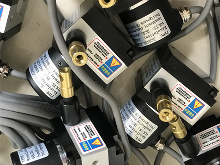 JL300-M5000拉绳位移传感器的保养措施