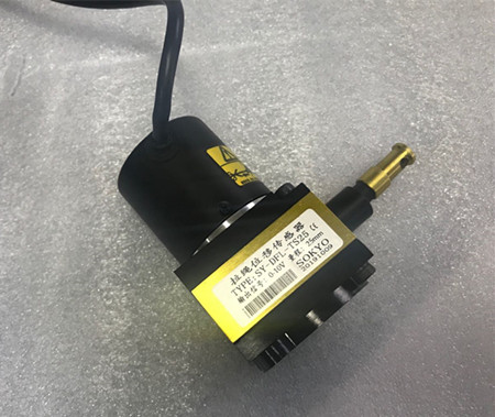 拉线长度位移传感器日常怎样去维护？