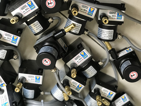 拉线长度位移传感器日常怎样去维护？