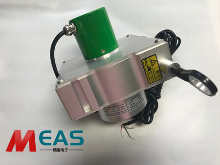 怎样解释JL150-P500拉线位移传感器的灵敏度的问题？