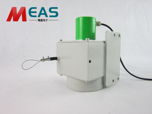 影响拉线位移传感器的测量精度-安装要求