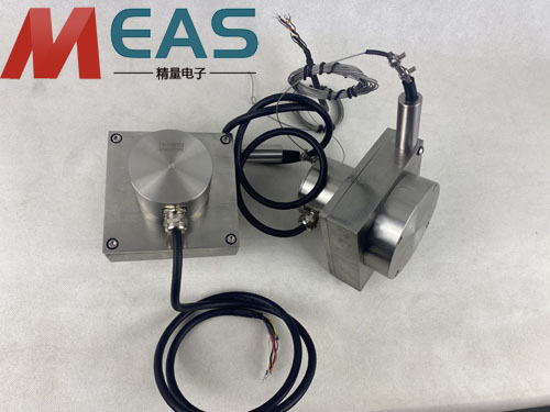 拉绳位移传感器安装时要固定在合适的位置上