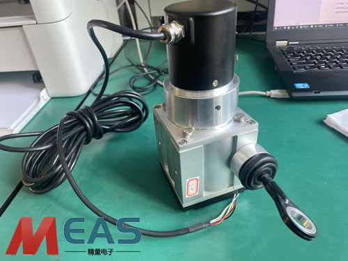 螺旋型拉绳位移传感器具有单身的自动绕线机构