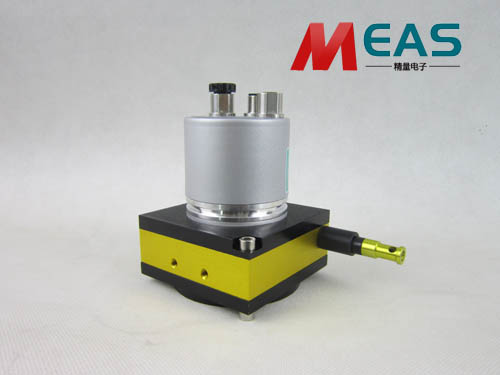 拉线位移传感器仔细选择安装位置尽量避免振动