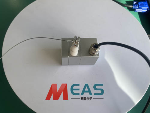 拉绳位移传感器基于多种因素进行现场测量和规划